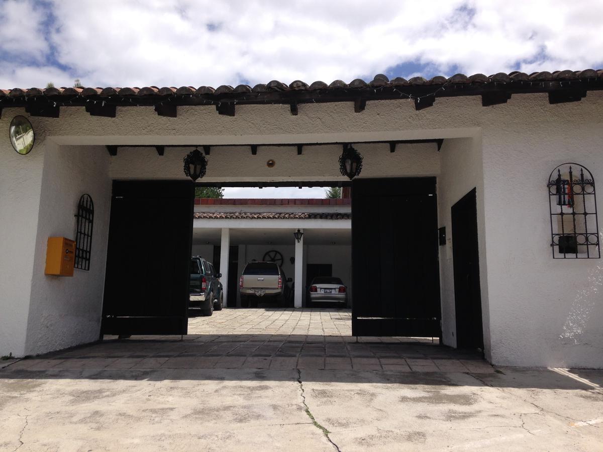 Mansion Samzara Hosteleria Sangolquí Extérieur photo
