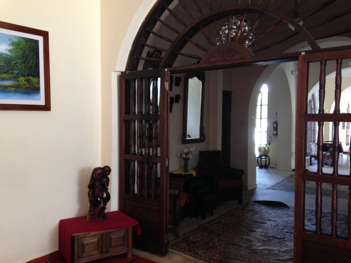 Mansion Samzara Hosteleria Sangolquí Extérieur photo